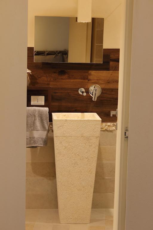 מלון גרבינה אין פוליה Fondo Vito מראה חיצוני תמונה